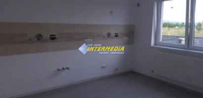 casa-de-vanzare-in-alba-iulia-finisata-la-cheie-2